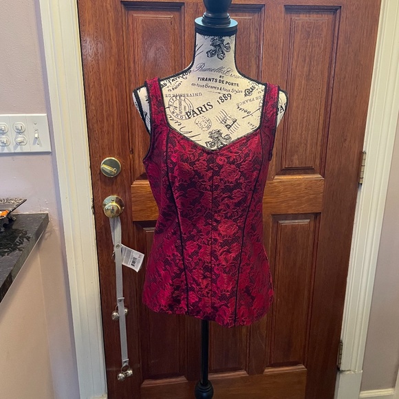White House Black Market Red Over Black Jaquard Cami Camisole - Medium - Picture 1 of 6